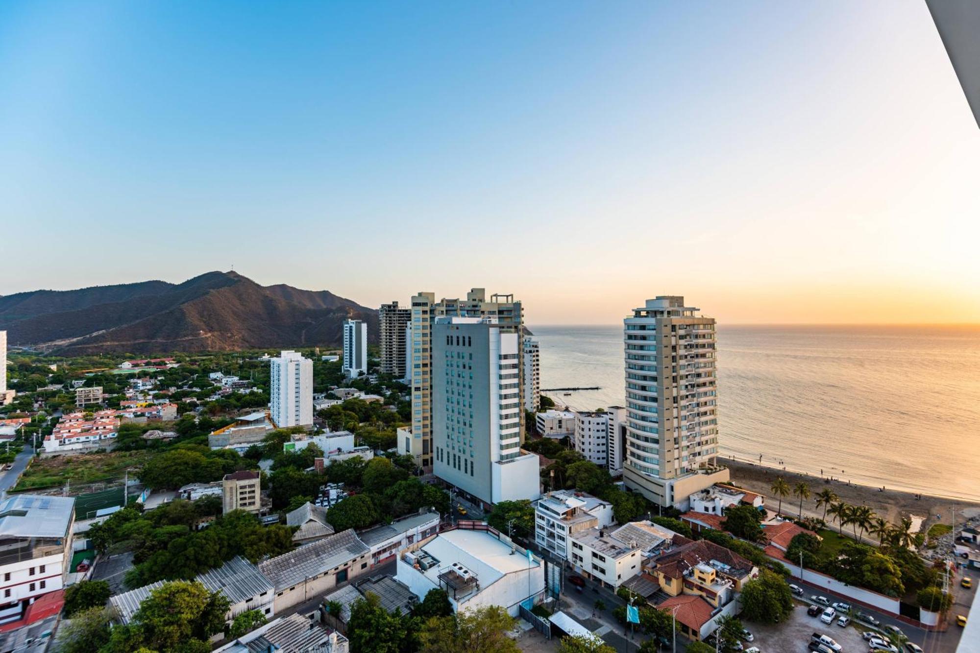 Ac Hotel By Marriott Santa Marta Zewnętrze zdjęcie