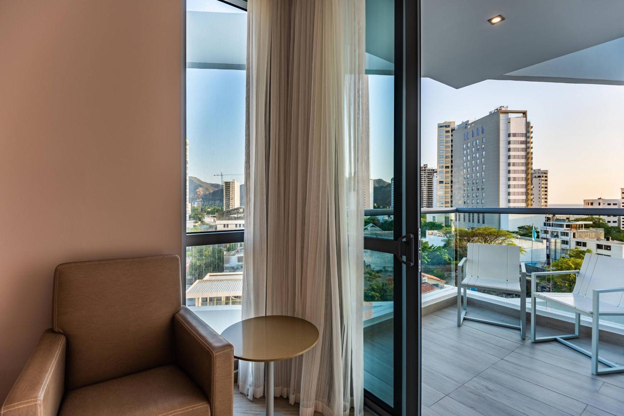 Ac Hotel By Marriott Santa Marta Zewnętrze zdjęcie