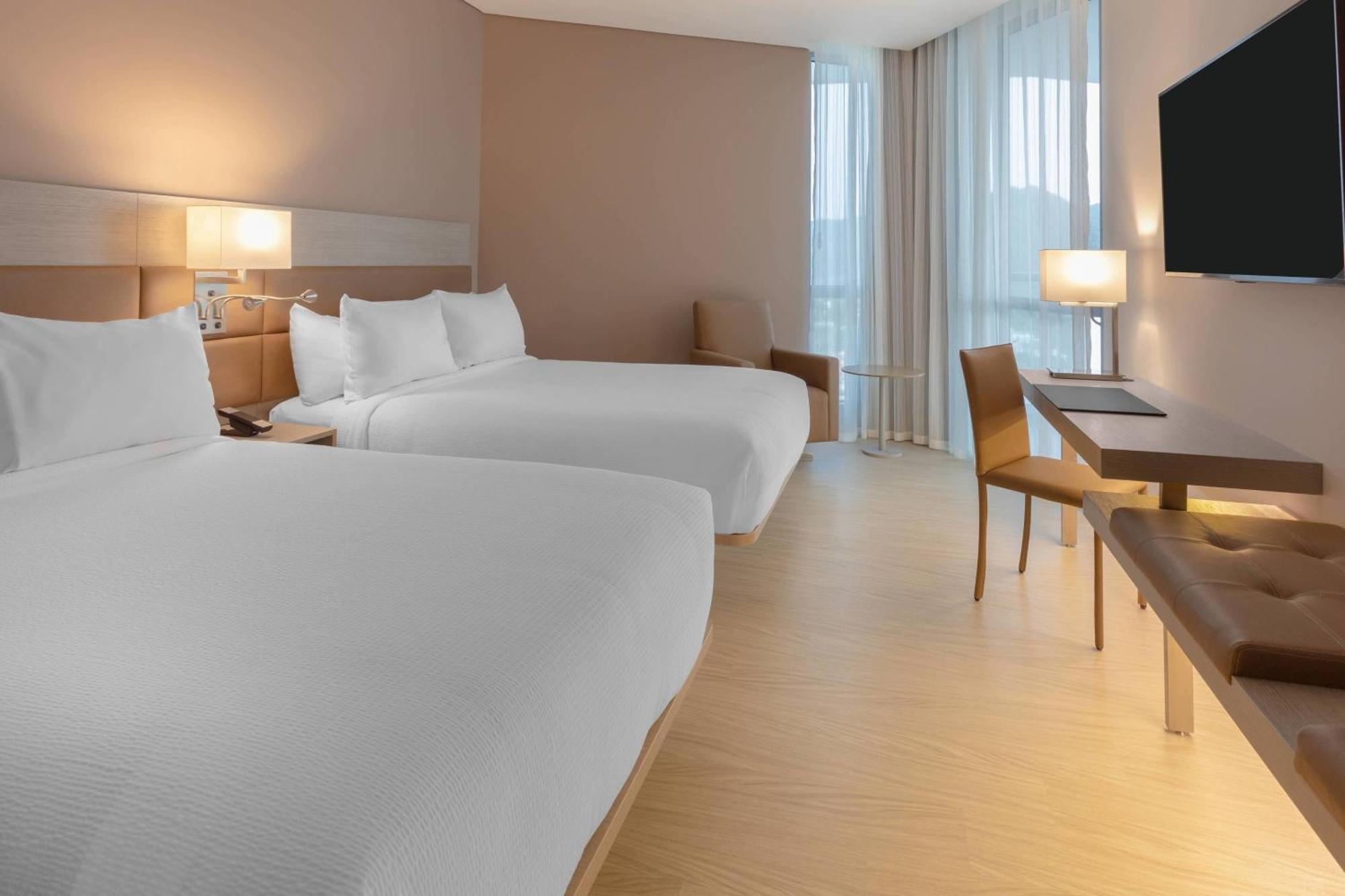 Ac Hotel By Marriott Santa Marta Zewnętrze zdjęcie